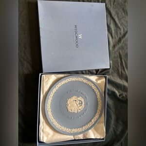 Wedgewood wedding plate with box